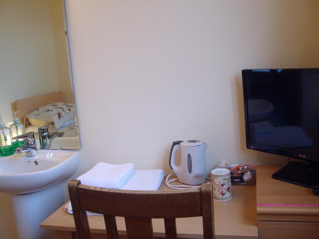Lindhome Guest House Aberdeen Quarto foto