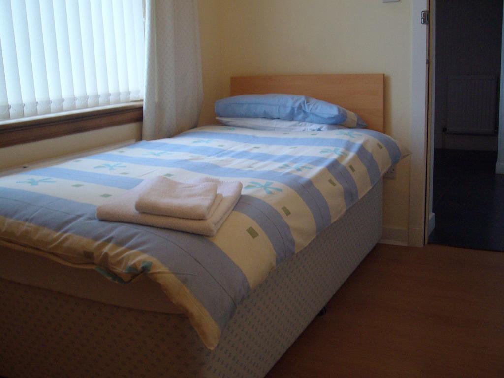 Lindhome Guest House Aberdeen Quarto foto