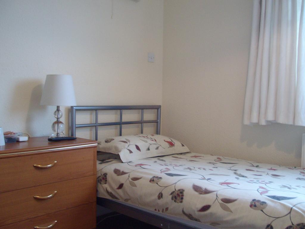 Lindhome Guest House Aberdeen Quarto foto